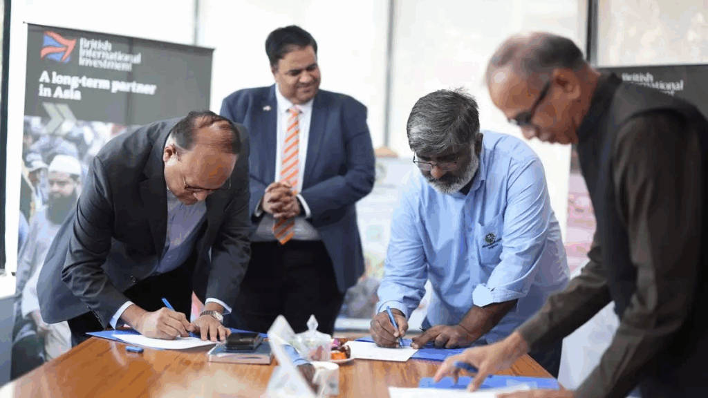 Akshayakalpa Signs Mou with BII, Samunnati to Finance 1500 small diary farmers in Karnataka, TN and Telangana